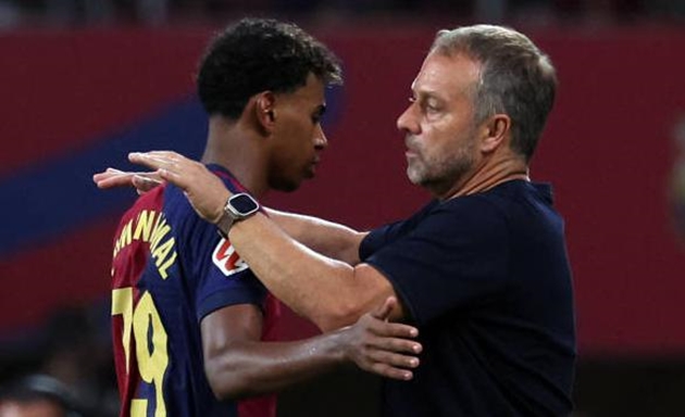 Lamine Yamal: Tài năng trẻ Barcelona khát khao chinh phục đỉnh cao cùng Hansi Flick