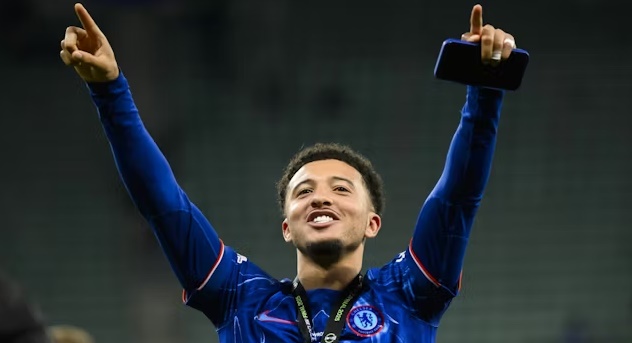 Sancho tỏa sáng, Chelsea vô địch Conference League và tương lai bất định của cầu thủ chạy cánh người Anh