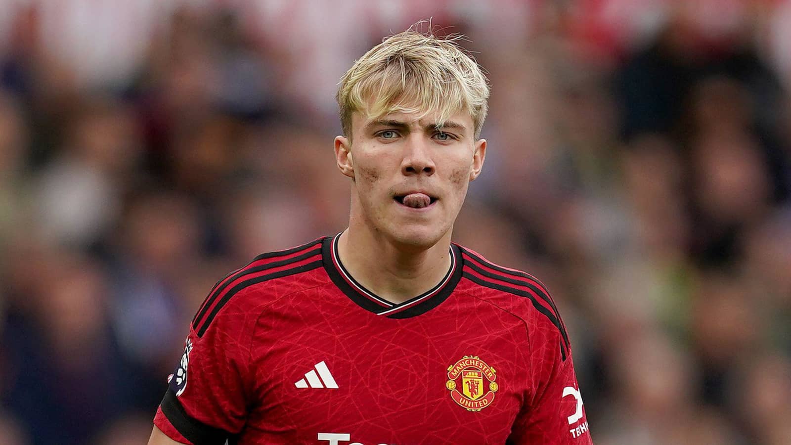 Manchester United: Ngã ba đường trên hàng công và bài toán khó của HLV Amorim